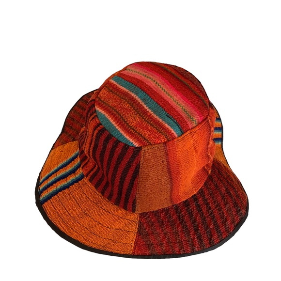 PATCHWORK BUCKET HAT - Picture 5 of 9